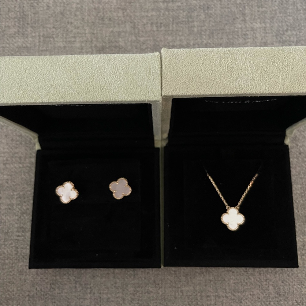 Real 18K & mother pearl set necklace and earrings